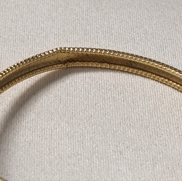 Elegant Gold and Blue Women's Bracelet - Picture 2 of 2